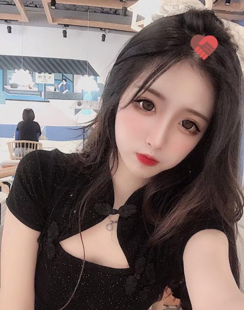 业余兼职听话乖巧的嫩模 第2张
