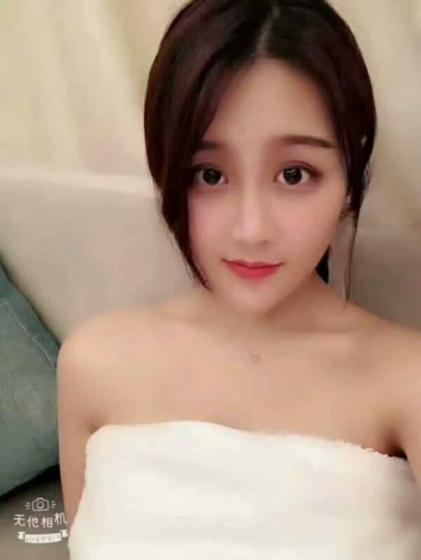 成都粉嫩女外围 第1张