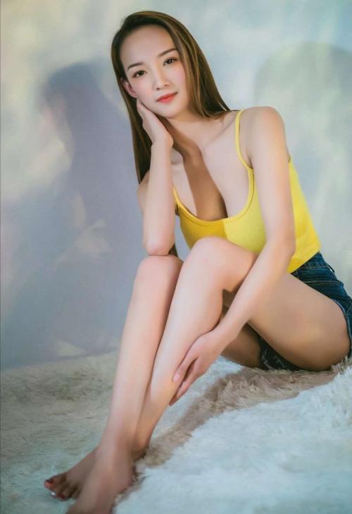 风骚小少女妹妹 第1张