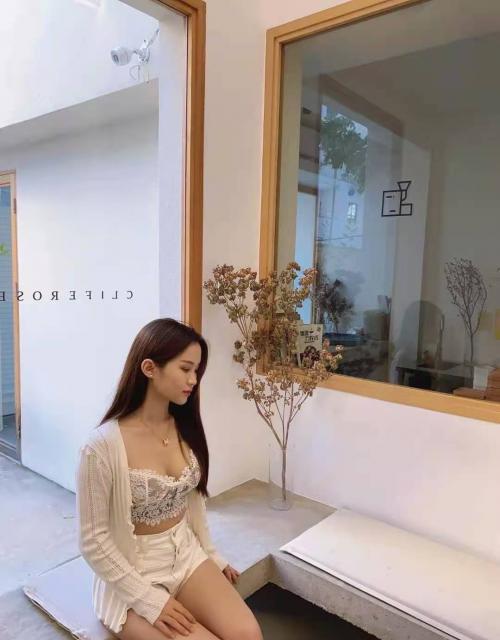 乖巧的小可爱美美 第2张