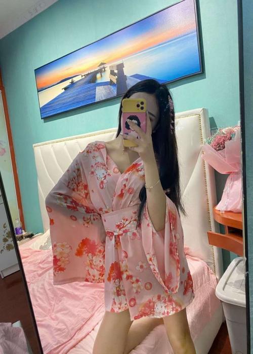 郑州很不错的兼职美女 第1张