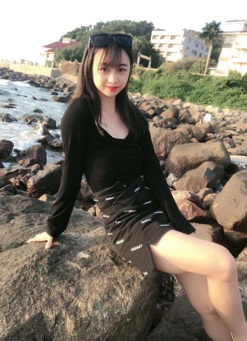 清新小美女玲玲 第4张
