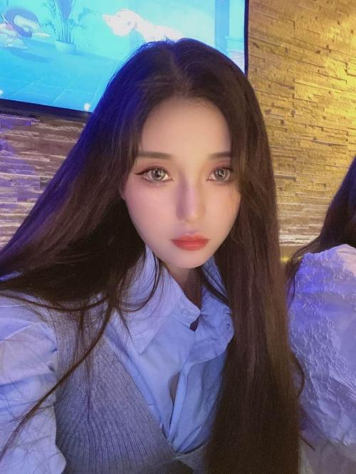 妹子粉嫩多汁极度配合服务爽歪歪 第2张