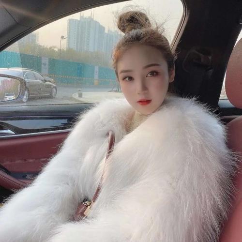 网红级别极品大美女 第1张