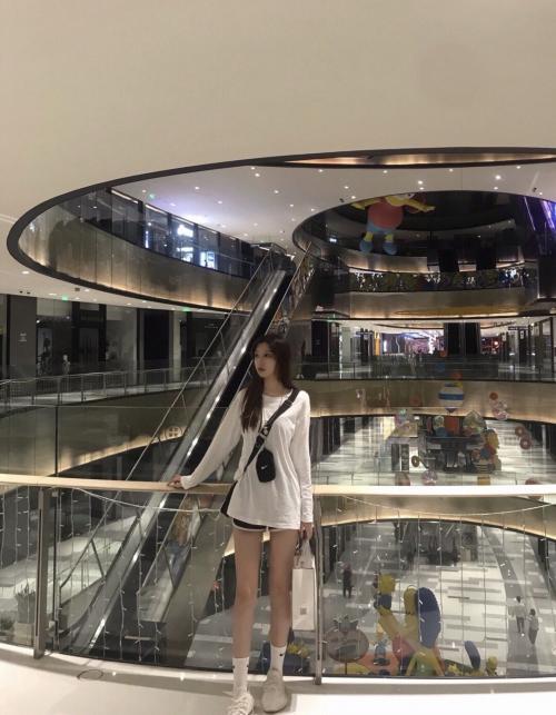 幼师兼职妹子粉穴水多 第2张