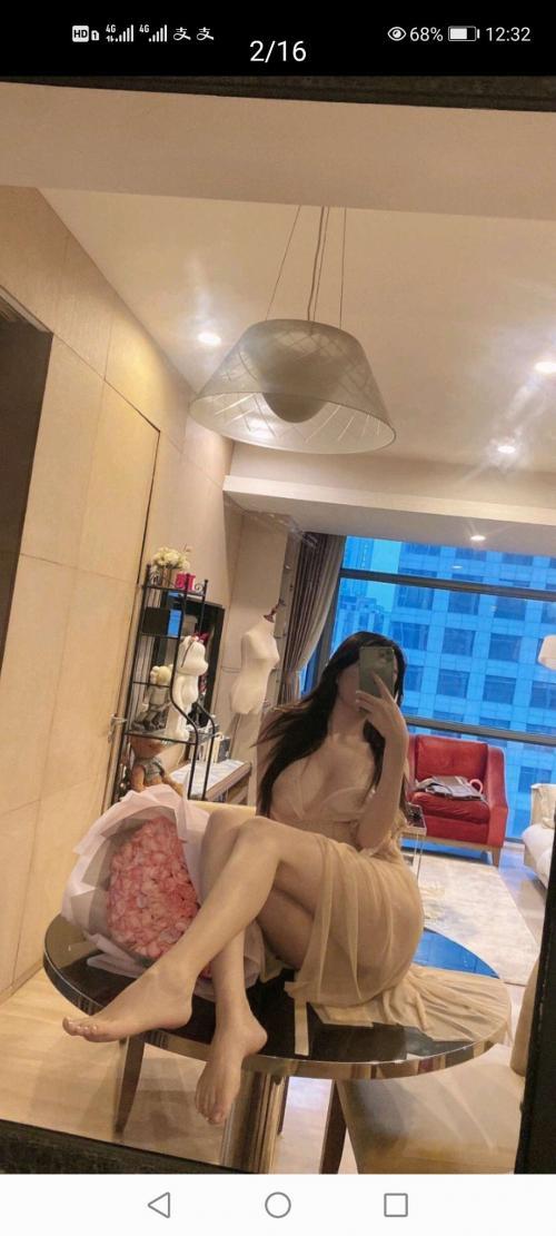 闵行蜜桃淫水小嫩逼 第1张