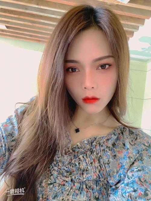 清纯小妹兼职口活好B嫩水多 第4张