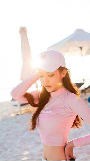 瘦瘦的妹妹 第1张