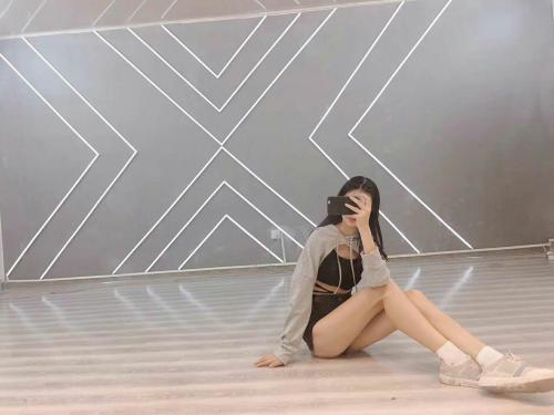 小雯 第2张