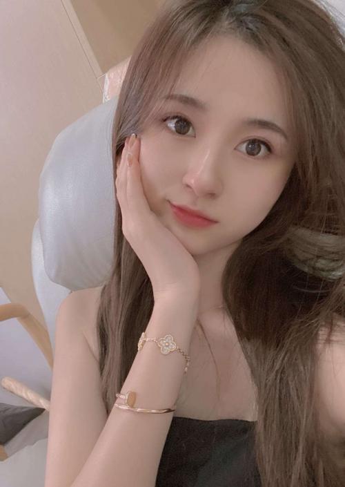 委婉小英子 第1张