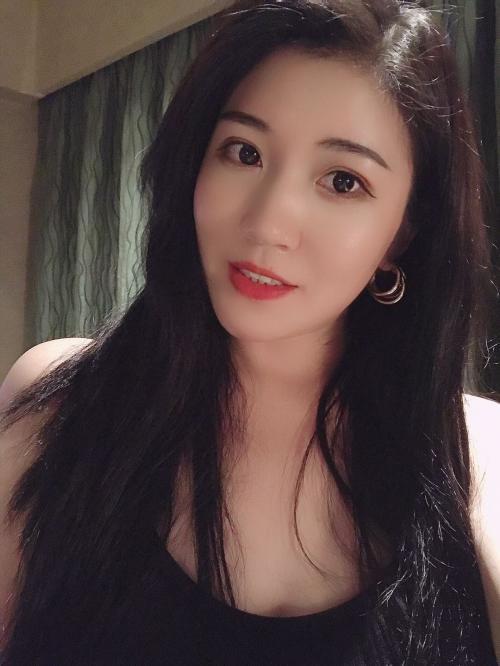 颜值非常真实的一位大美女 第2张