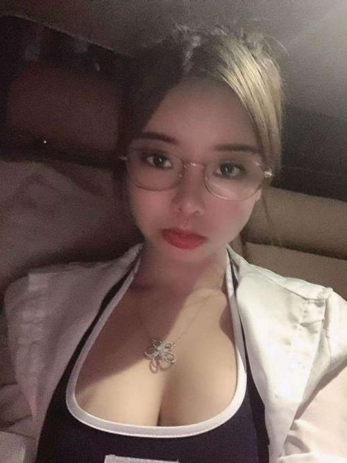 已验证西城纪四眼妹可可老师 第3张