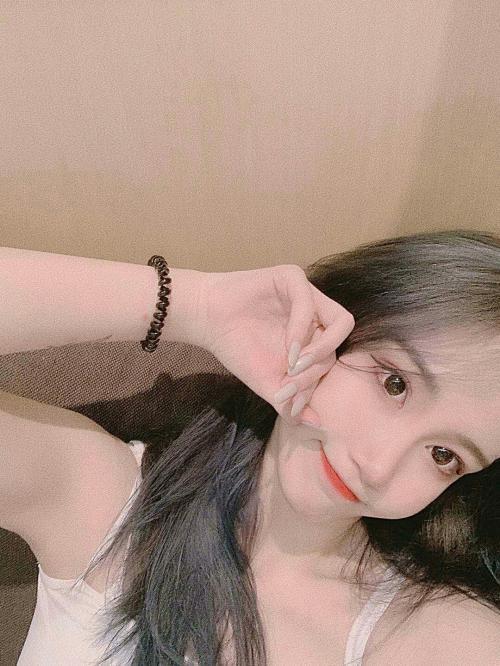 青春靓丽良家少女陪玩 第1张