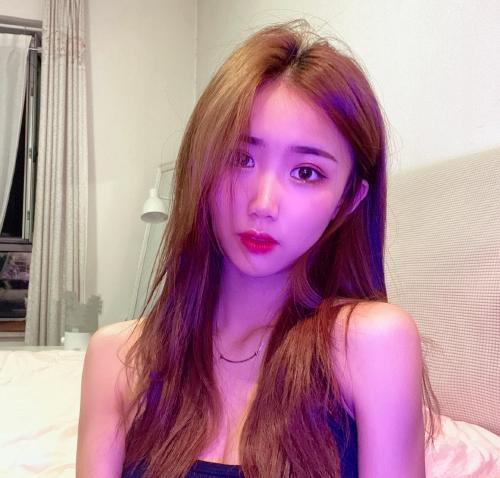 约啪丰满大奶学生妹兼职，操起来真舒服 第1张