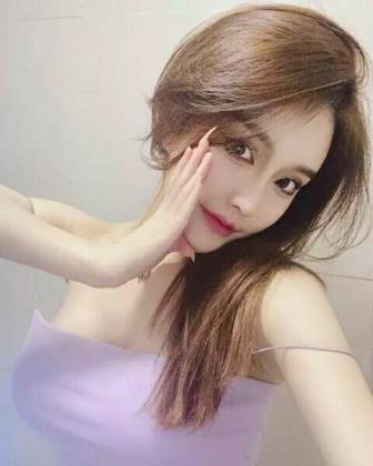 高颜值又会伺候人的小姑娘 第3张