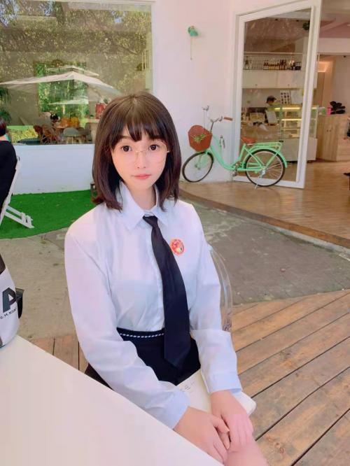 美好的一天，从琉璃小女友式的温柔开始 第2张