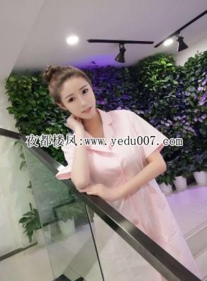 皮肤白嫩手感好的妹子可心，BB紧水多多 第2张