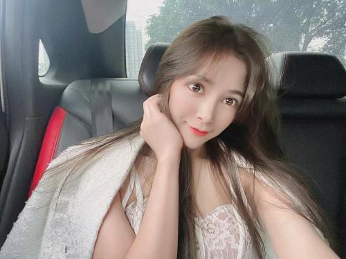 全能清纯美少女 第1张