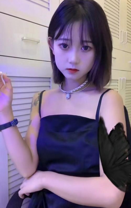 喜欢做爱的小姐姐 第1张