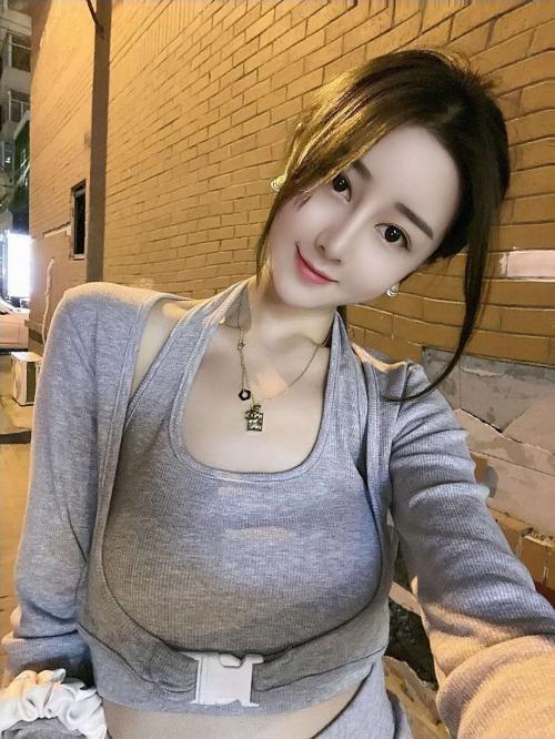 俏皮可爱小妹妹 第2张