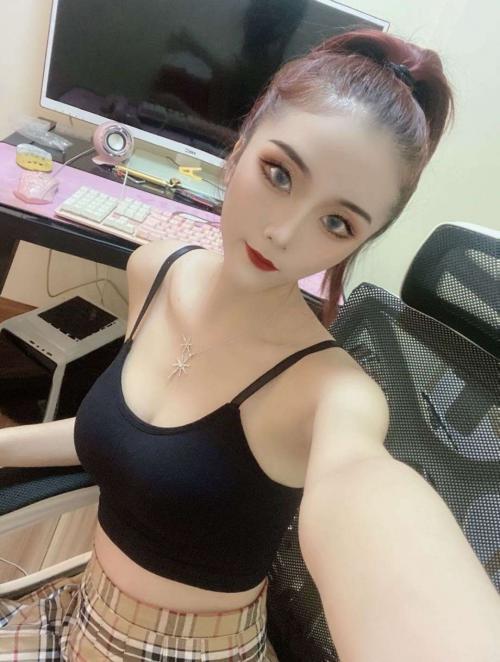 年轻白嫩,兼职小妹妹 第1张