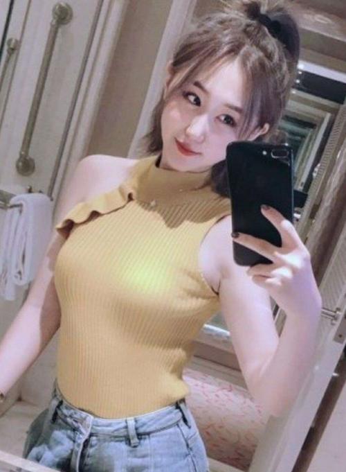 00后的妹子乖巧兼职全套 第3张