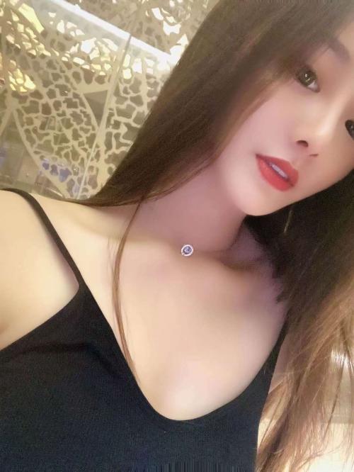 南方年轻白嫩粉红小妹 第1张
