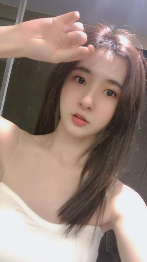大学毕业兼职的小青春 第1张