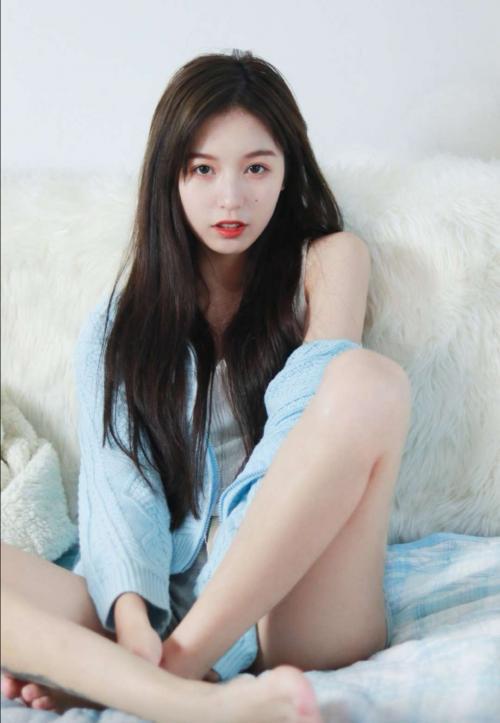 无锡美艳气质女被我后入整P爽的飞起 第2张