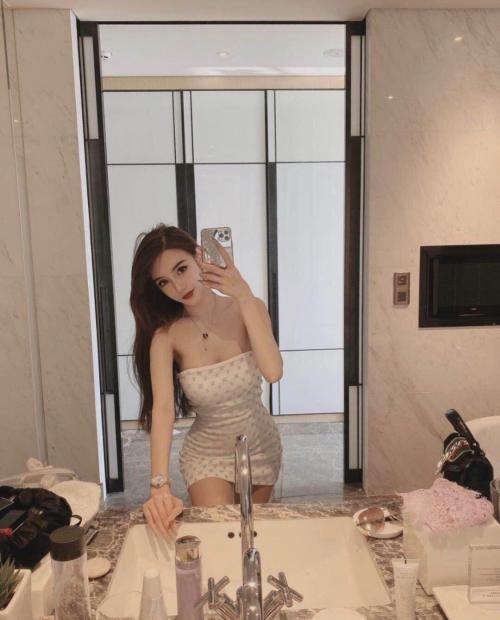 绍兴海归极品女神口爆内射 第1张