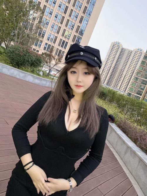 杭州御姐大奶女优马尾学妹 第1张