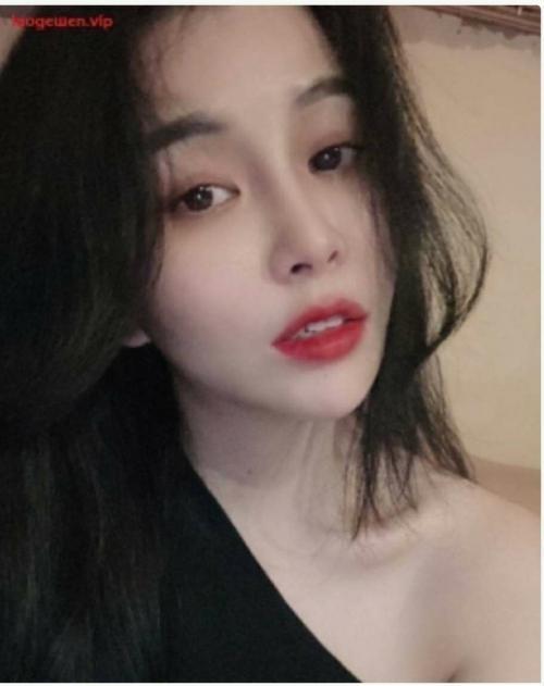 00后学生妹兼职b紧水嫩 第3张