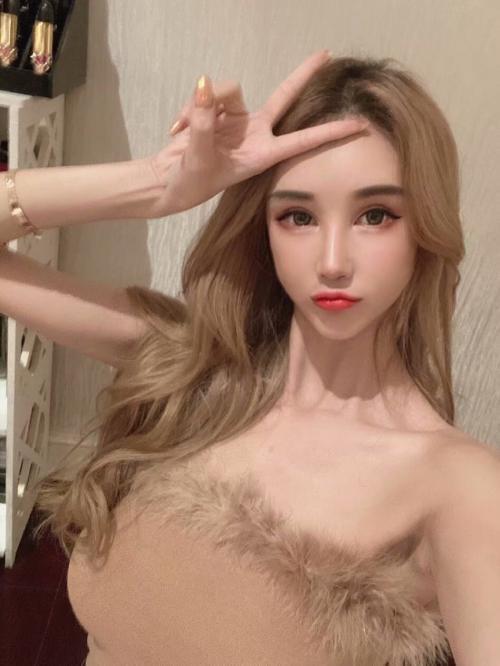 验证性感又骚气的妹子越女 第1张