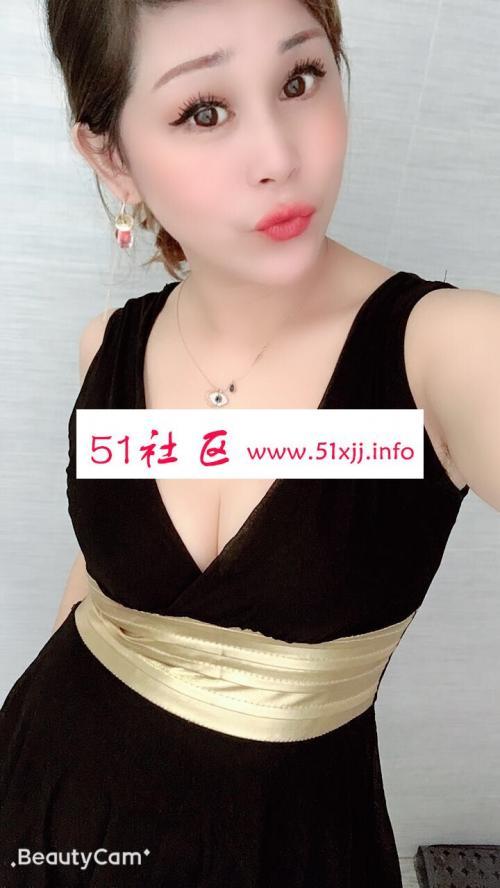 清纯，高挑腿长敏感，服务热情卖力 第1张