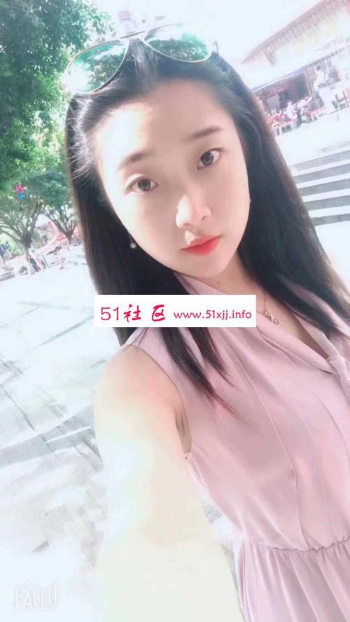 性感迷人，身材超好 第2张