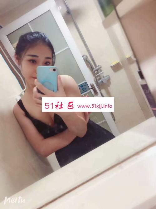 验证个身材好颜值小高妹子 第1张