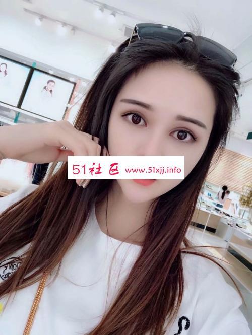 妹妹小妖精，床上的尤物 第1张