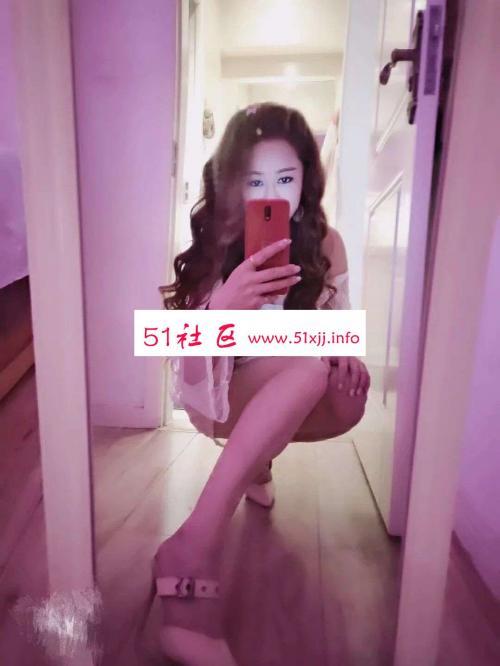 小少妇身材苗条已验，活好有耐心 第1张
