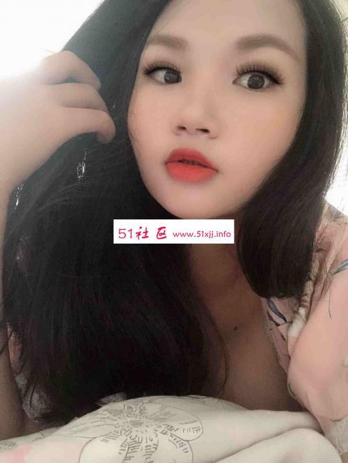 风骚型美女奶子挺 第1张