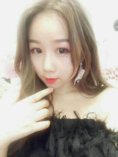 白云梅花园泳儿 第1张