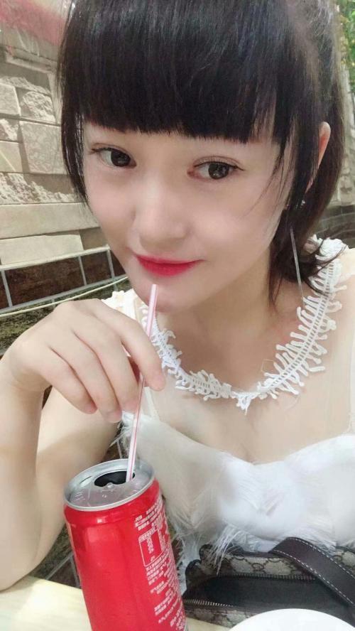 张家边雯雯 第1张