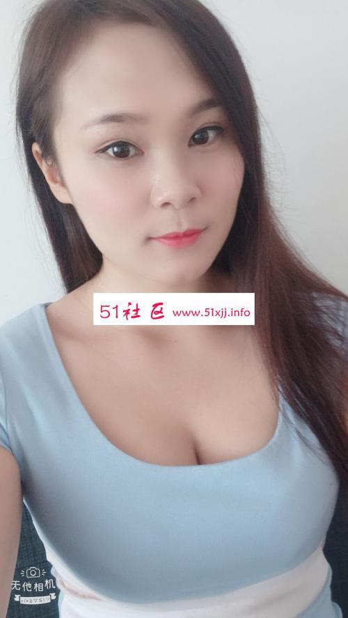 胸器逼人，极品服务 第1张