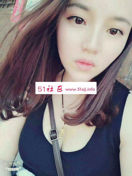 胸大服务好的妹子 第1张