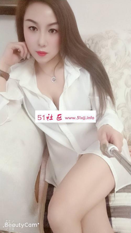 模特出身，颜值气质无可挑剔 第1张