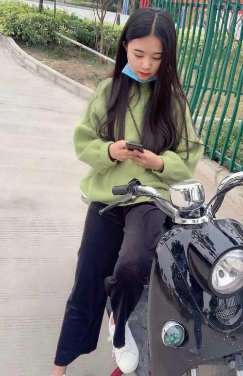 学生妹爽歪歪 第1张