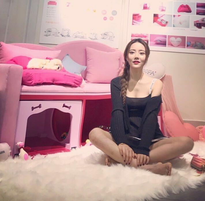 长得有女神范,服务时不催人各种姿势超强柔韧超值享受! 第1张