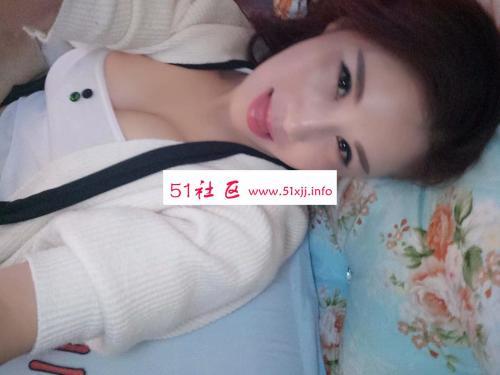 活好不机车的妹子 第1张
