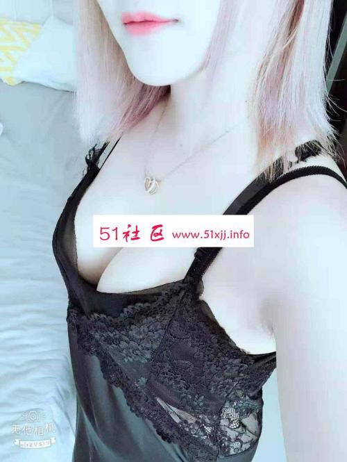 性感兼职美女优优 第2张