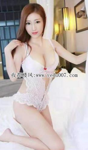 兼职小妞，漂亮可爱有胸 第1张