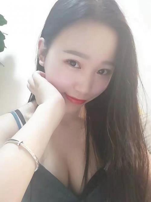 海珠万胜围00后小姐姐 第1张
